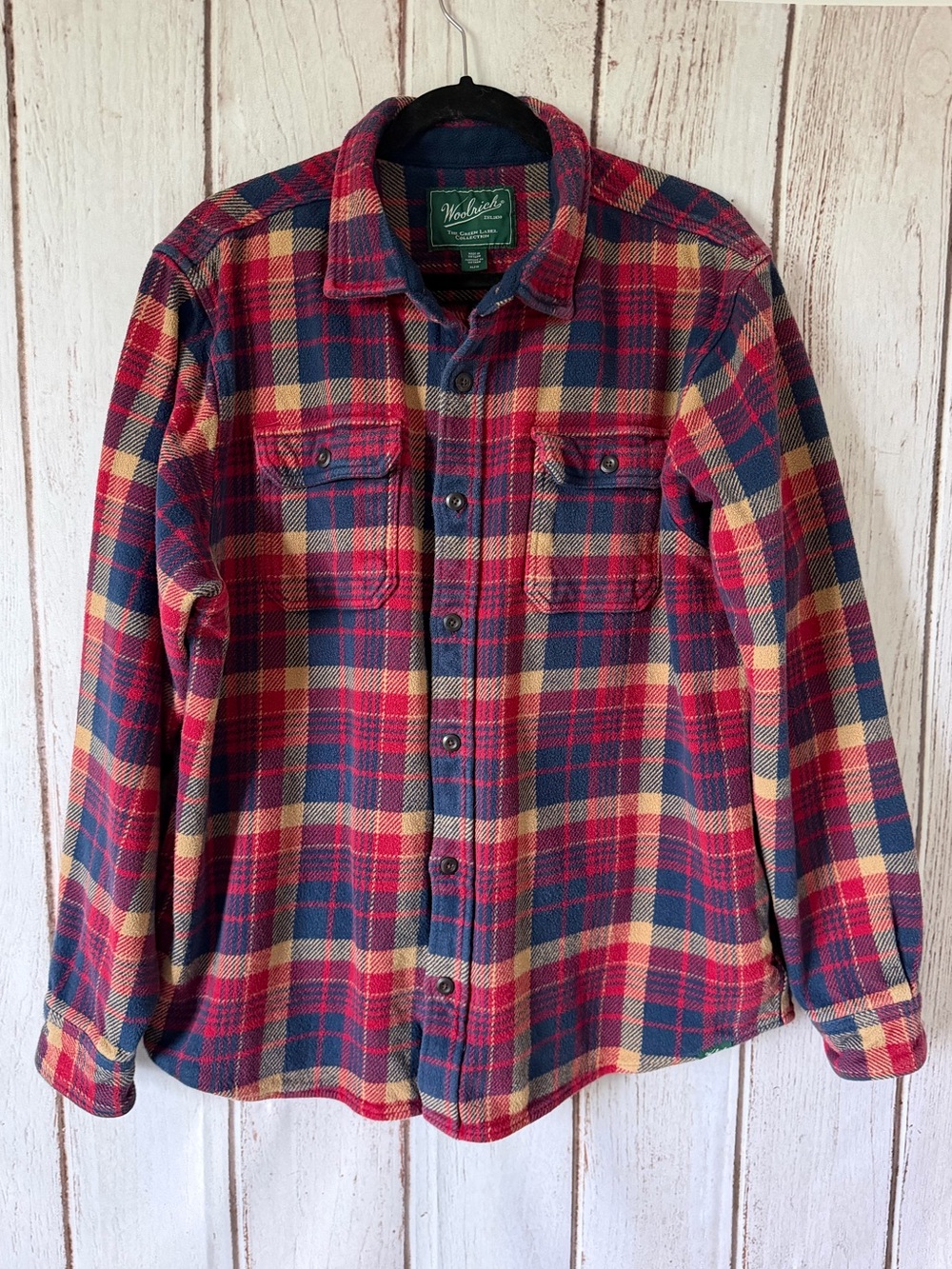 Woolrich Men’s Heavyweight Red and Navy Plaid Shirt Jacket with side pockets XL